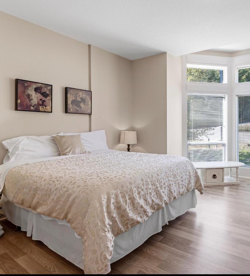 Seaview Executive Home Лейдисмит Екстериор снимка