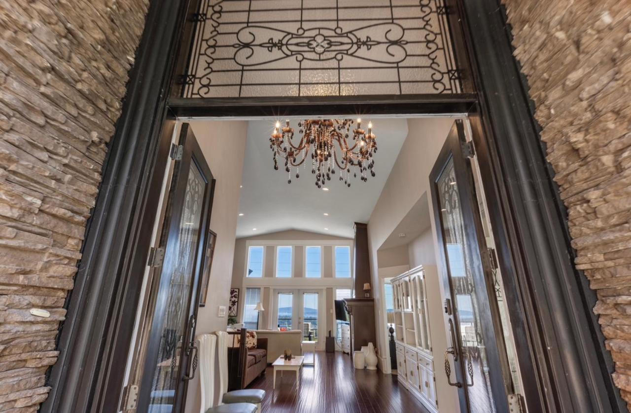 Seaview Executive Home Лейдисмит Екстериор снимка